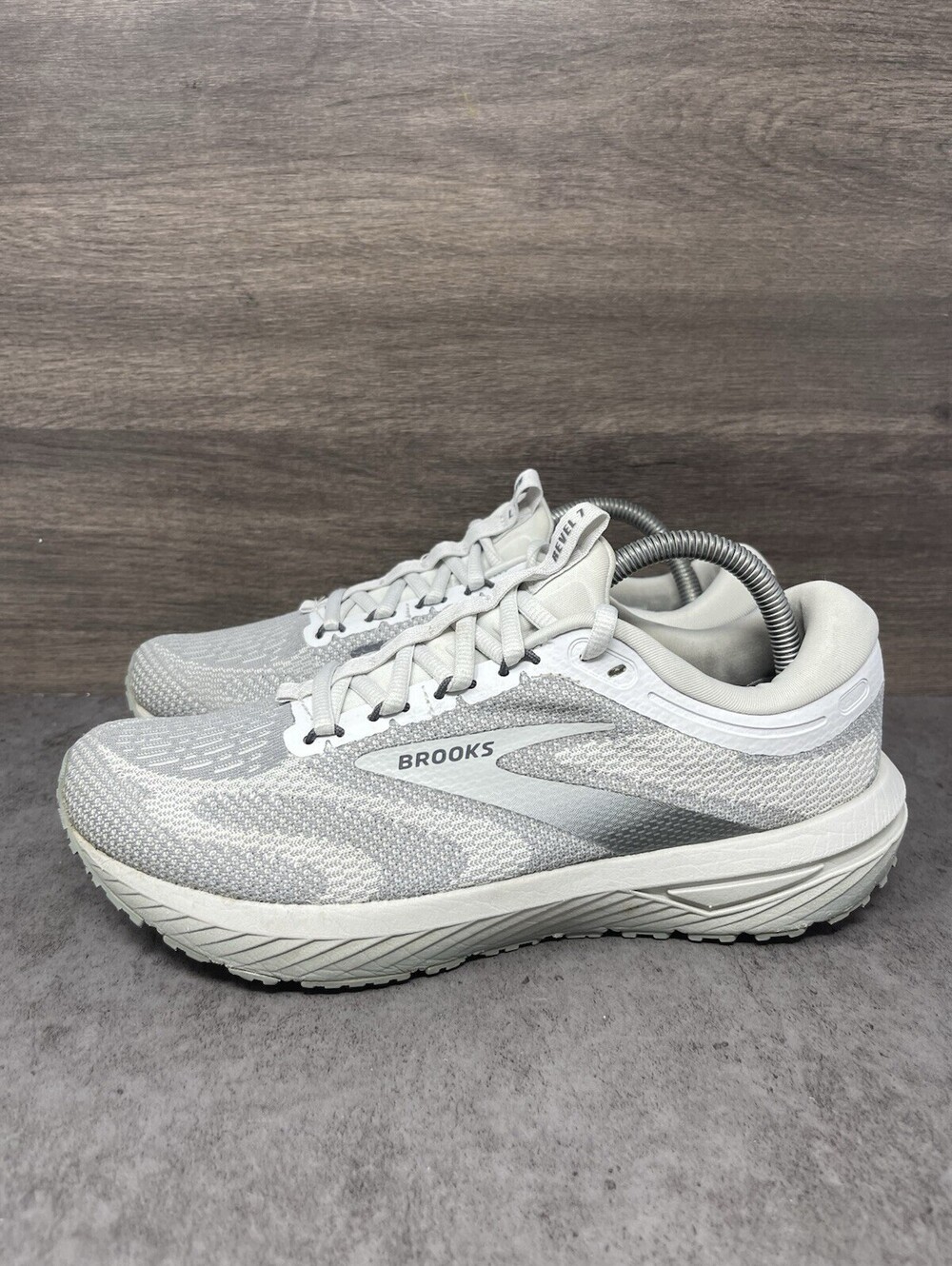 Brooks Revel 7 Size 10 Womens White Grey DNA Running Walking Athletic Shoes